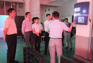 常州大學(xué)黨委浦玉忠、副校長芮國強，常州市政協(xié)副主席、三會會長顧森賢，常州市中小企業(yè)促進中心主任胥加祥等領(lǐng)導(dǎo)來我司參觀考察
